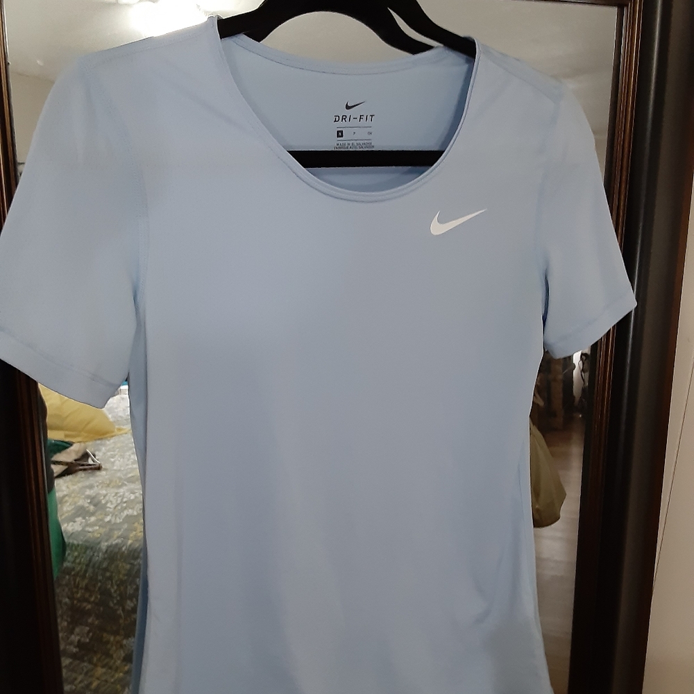 Nike Top
